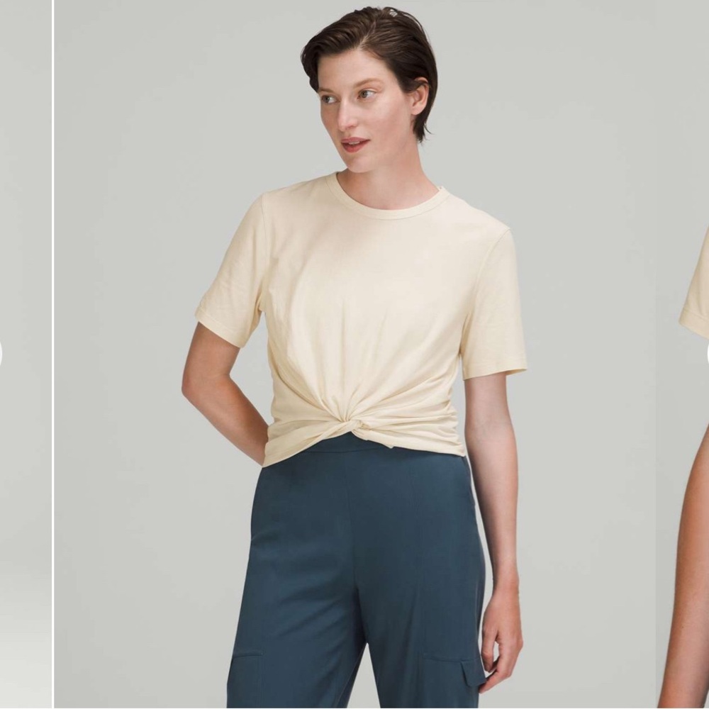 Lululemon Crescent Tee